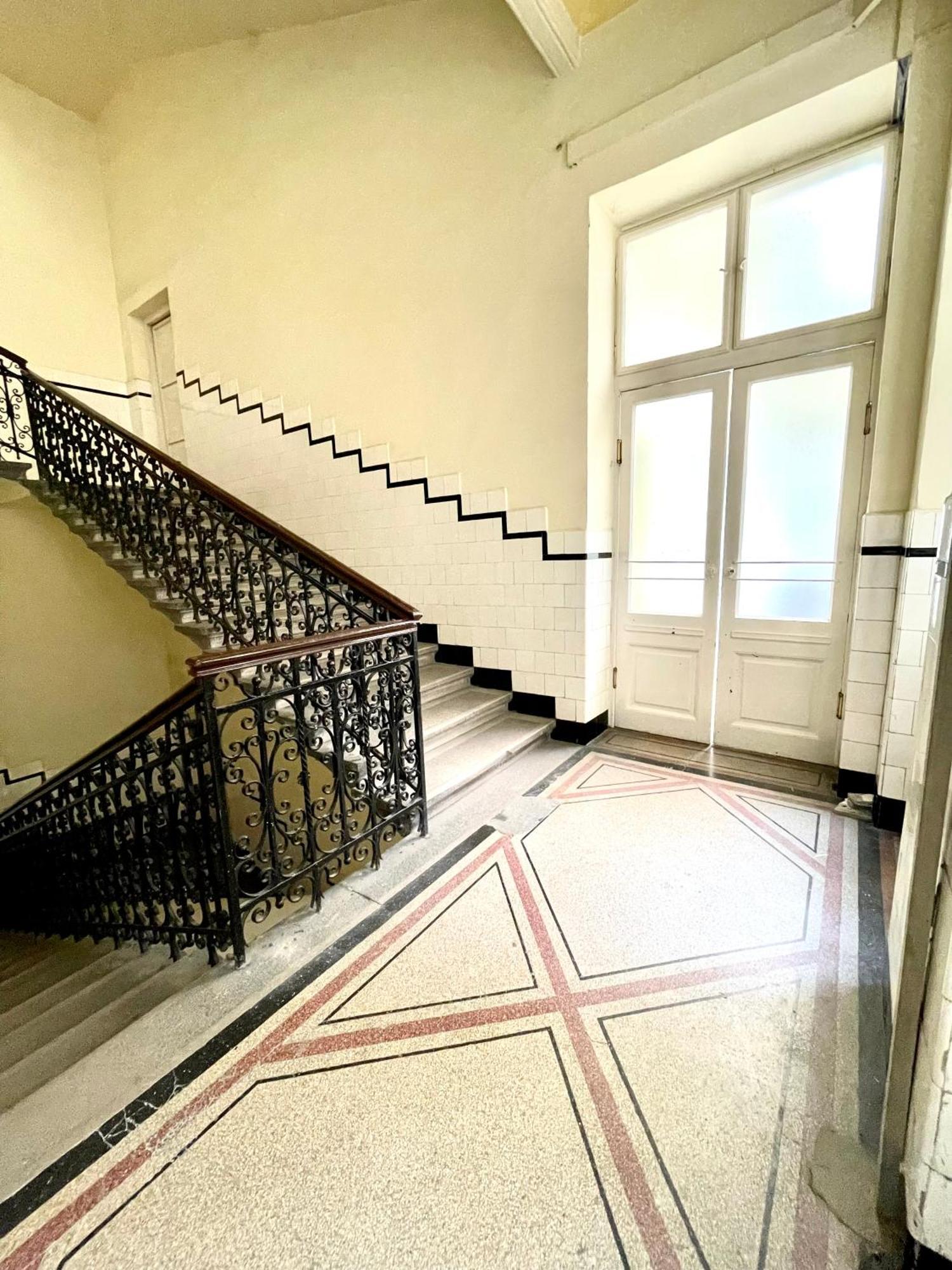 Amazing Swedish 3 Rooms Apartment In The City Center Budapest Exterior photo